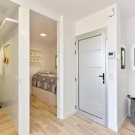 Penthouse Beyond Amadores Daire