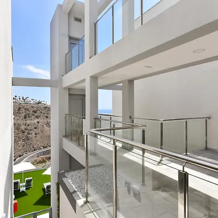 Penthouse Beyond Amadores